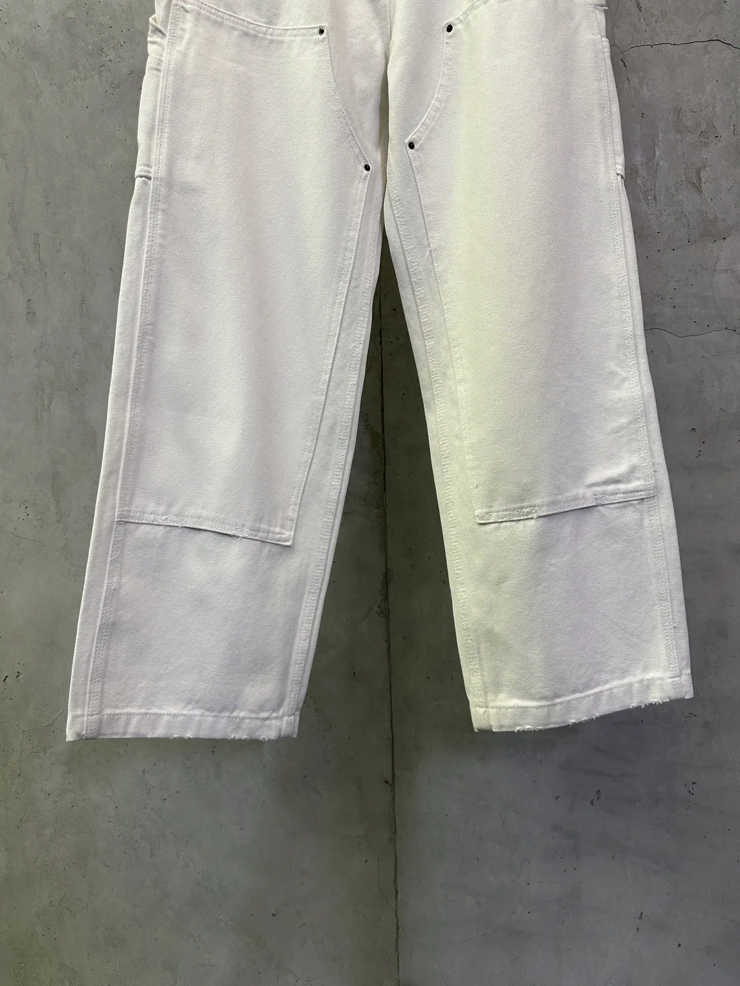 Logo-Patch Straight-Leg Carpenter Jeans D38012404 — view 4