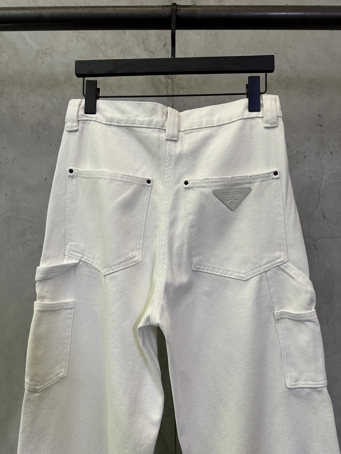 Logo-Patch Straight-Leg Carpenter Jeans D38012404 — view 5