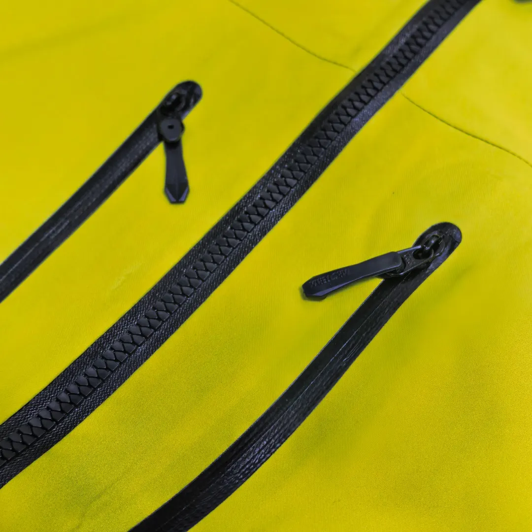 Alpha SV GORE-TEX Pro Hardshell Jacket D38018967 — view 4