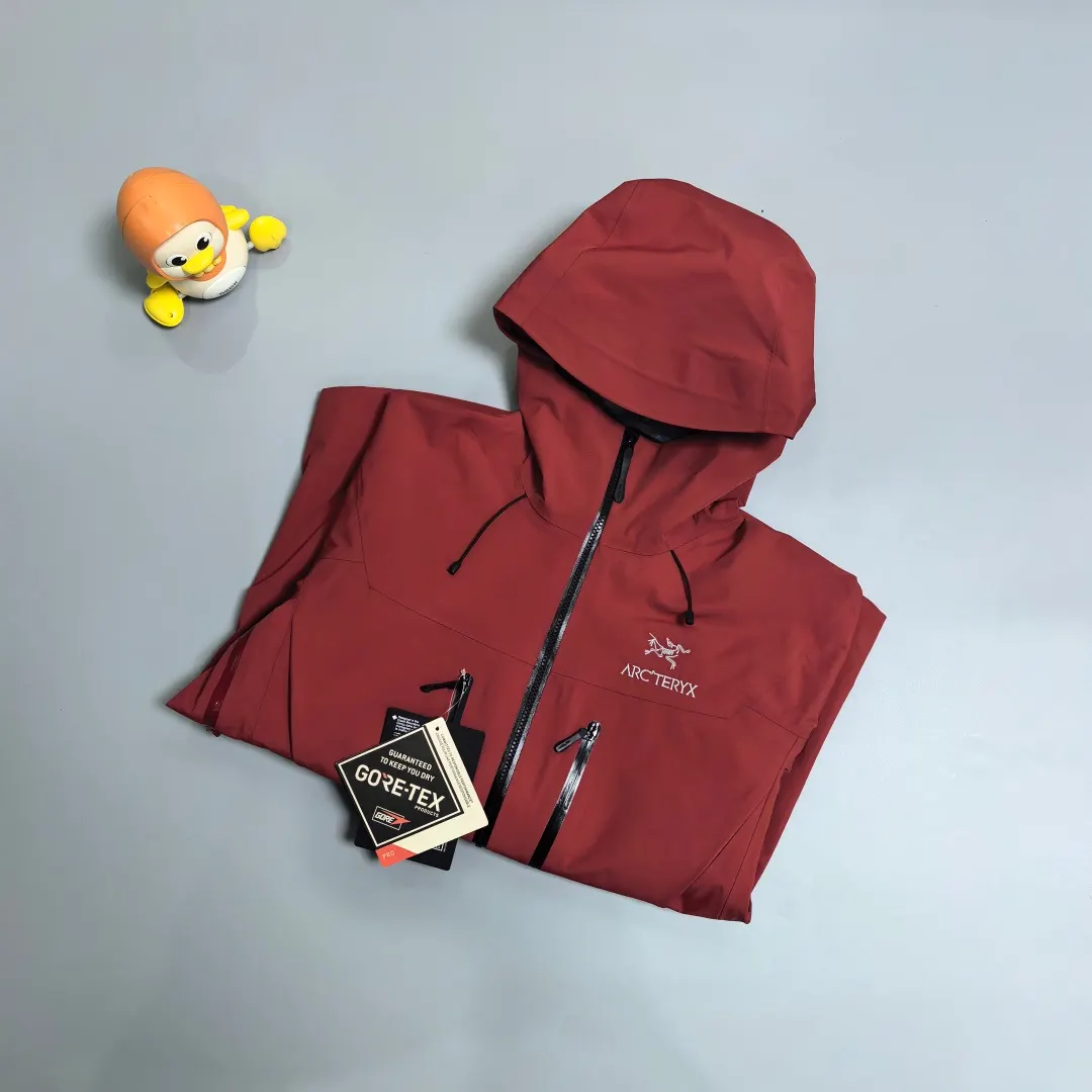 Alpha SV GORE-TEX Pro Hooded Shell Jacket D38018966 — view 14