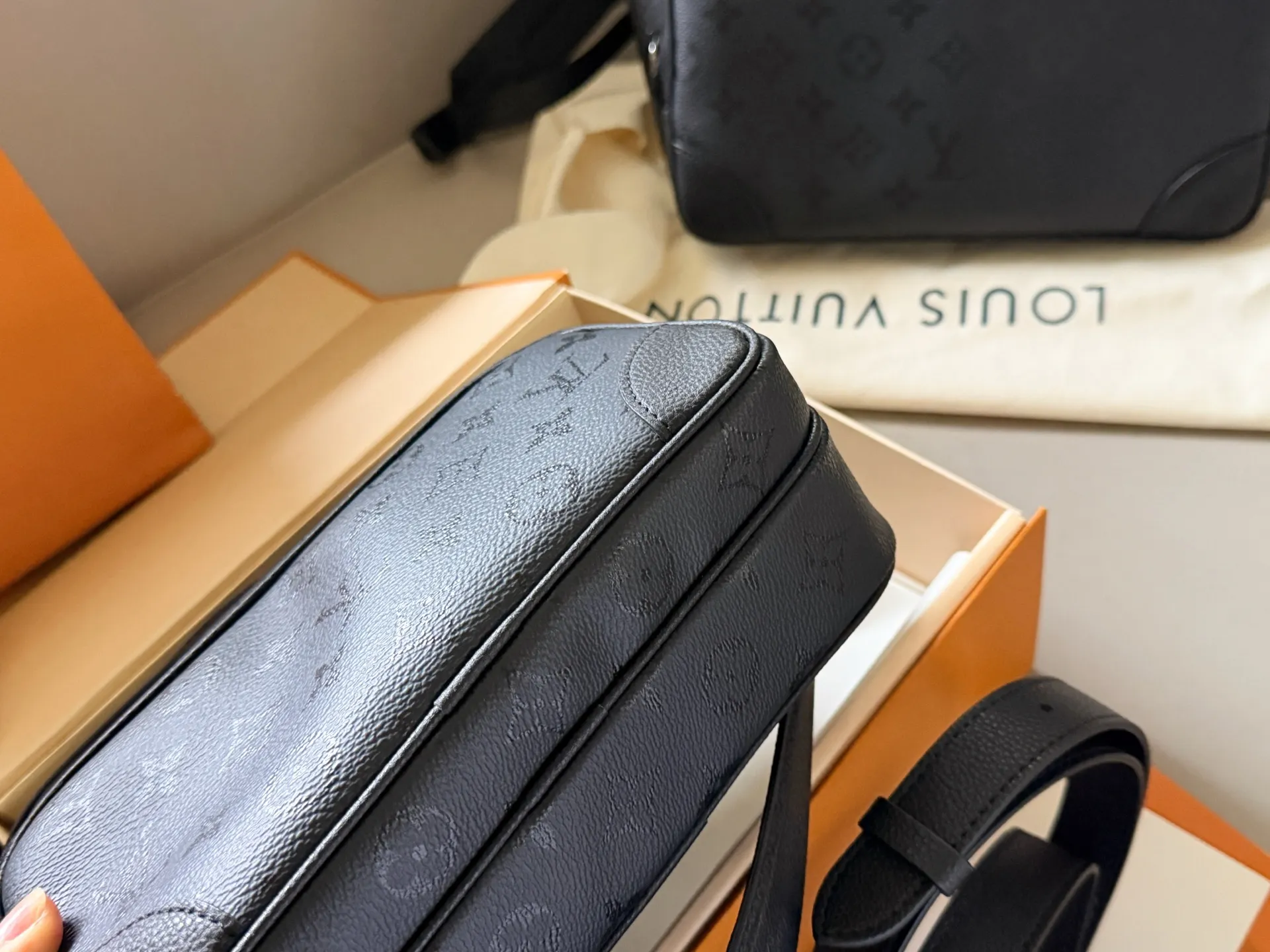 Nil Monogram Shadow Crossbody Bag D38018254 — view 9