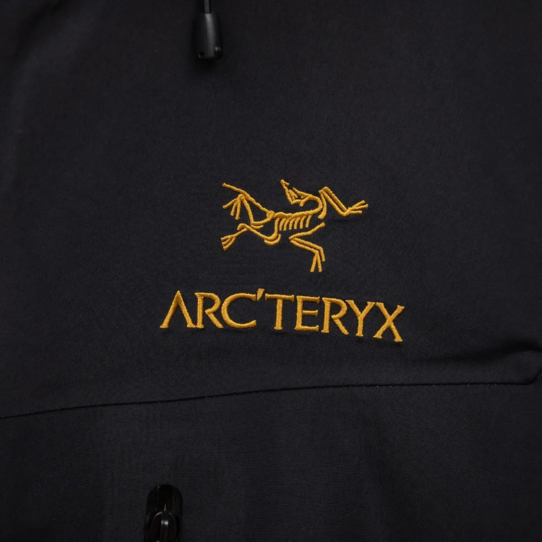 Alpha SV GORE-TEX Pro Hardshell Jacket D38023638 — view 5