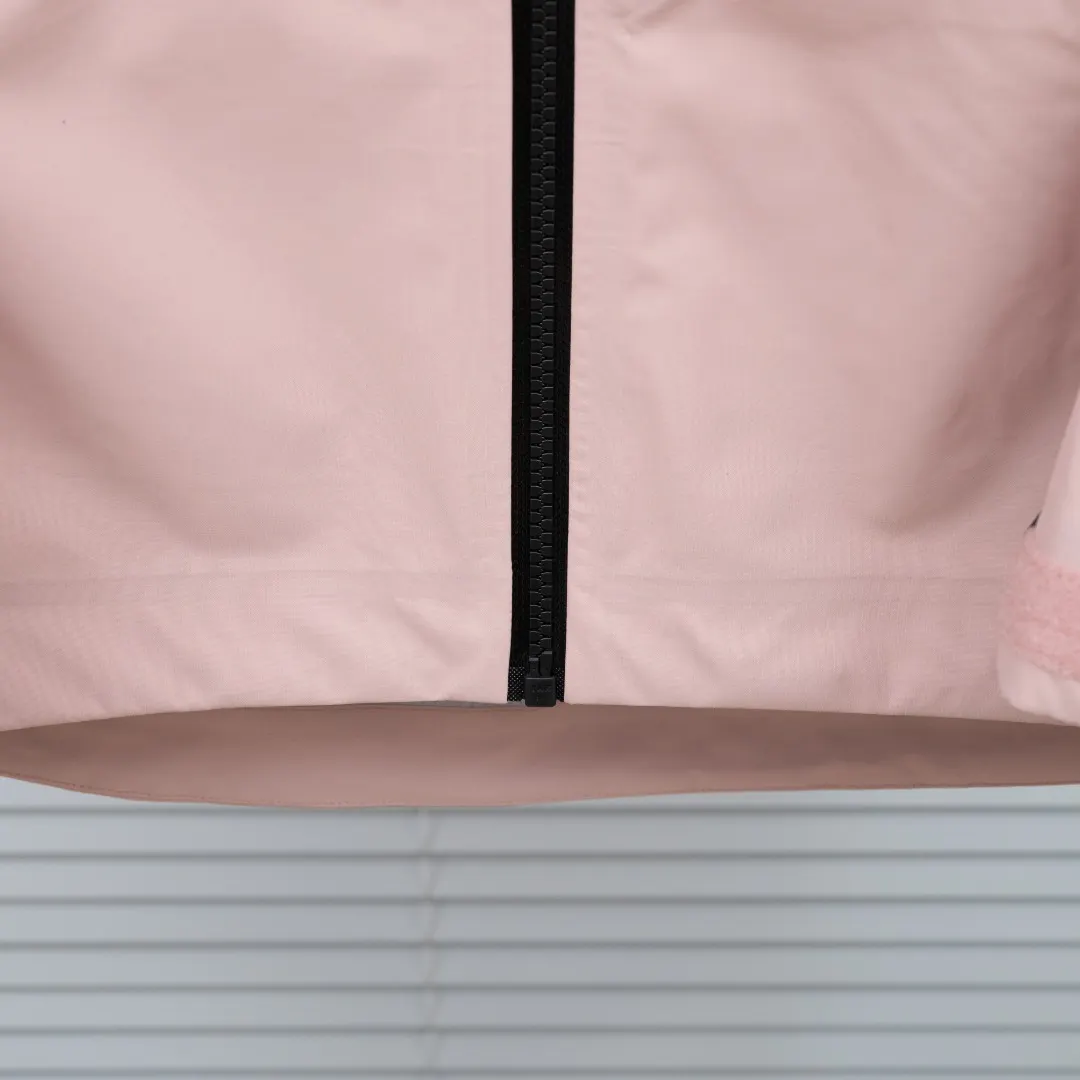Alpha SV GORE-TEX Pro Hardshell Jacket D38023639 — view 8