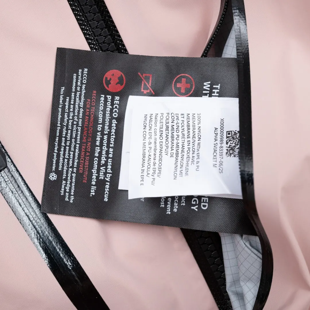 Alpha SV GORE-TEX Pro Hardshell Jacket D38023639 — view 14