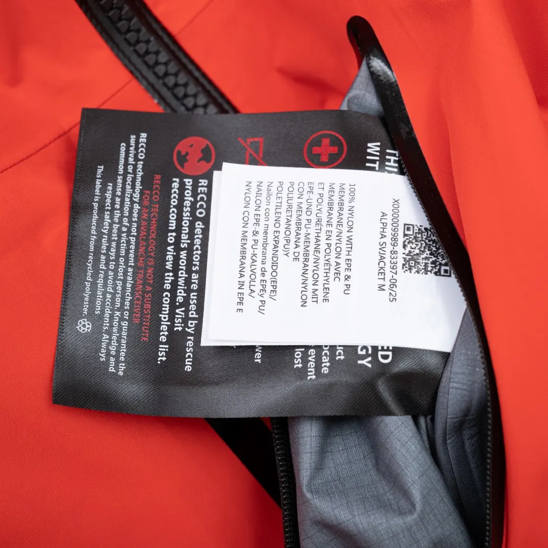 Alpha SV GORE-TEX Pro Hooded Shell Jacket D38023636 — view 10