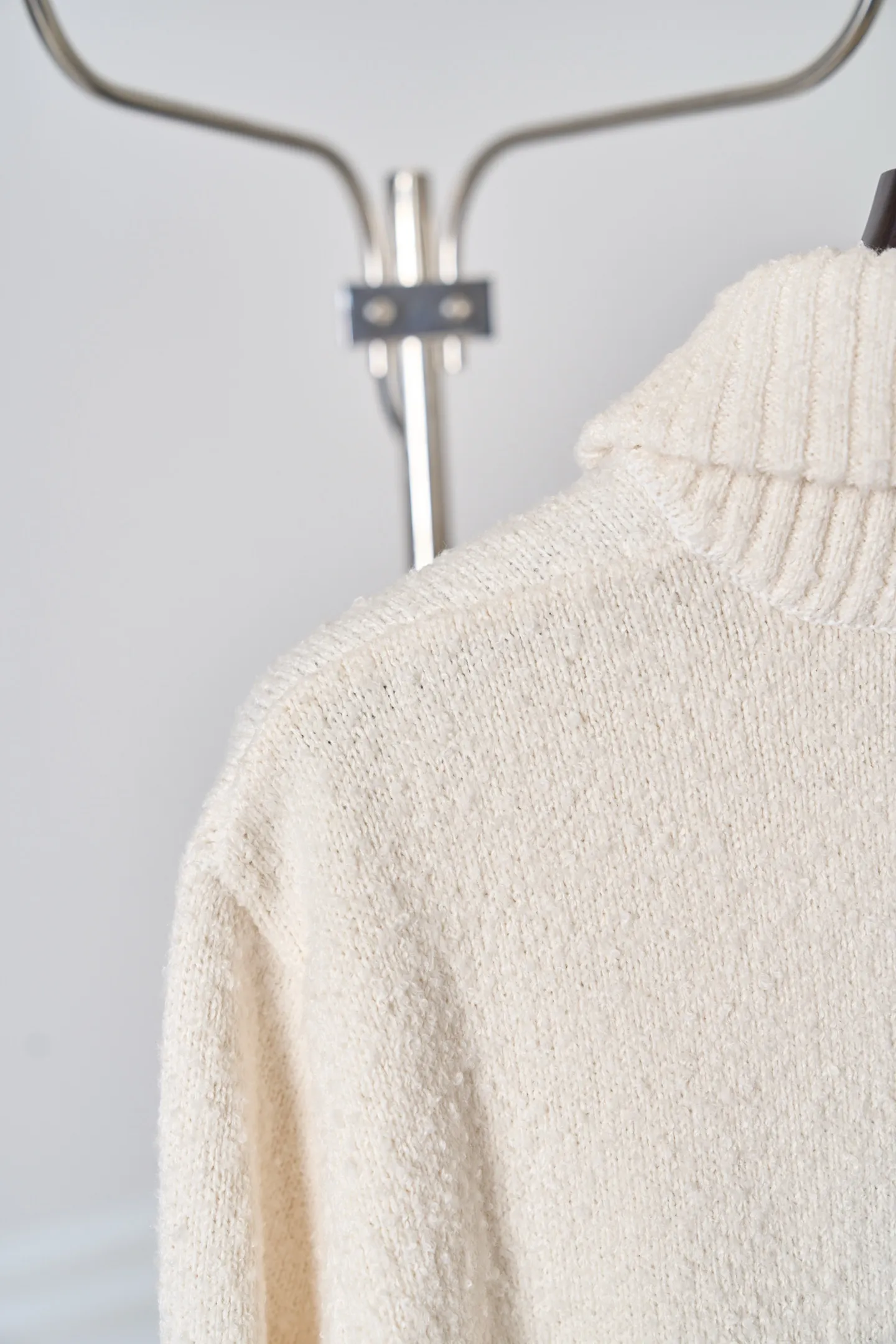 Logo Embroidered Zip-Up Wool Cardigan D38519115 — view 14
