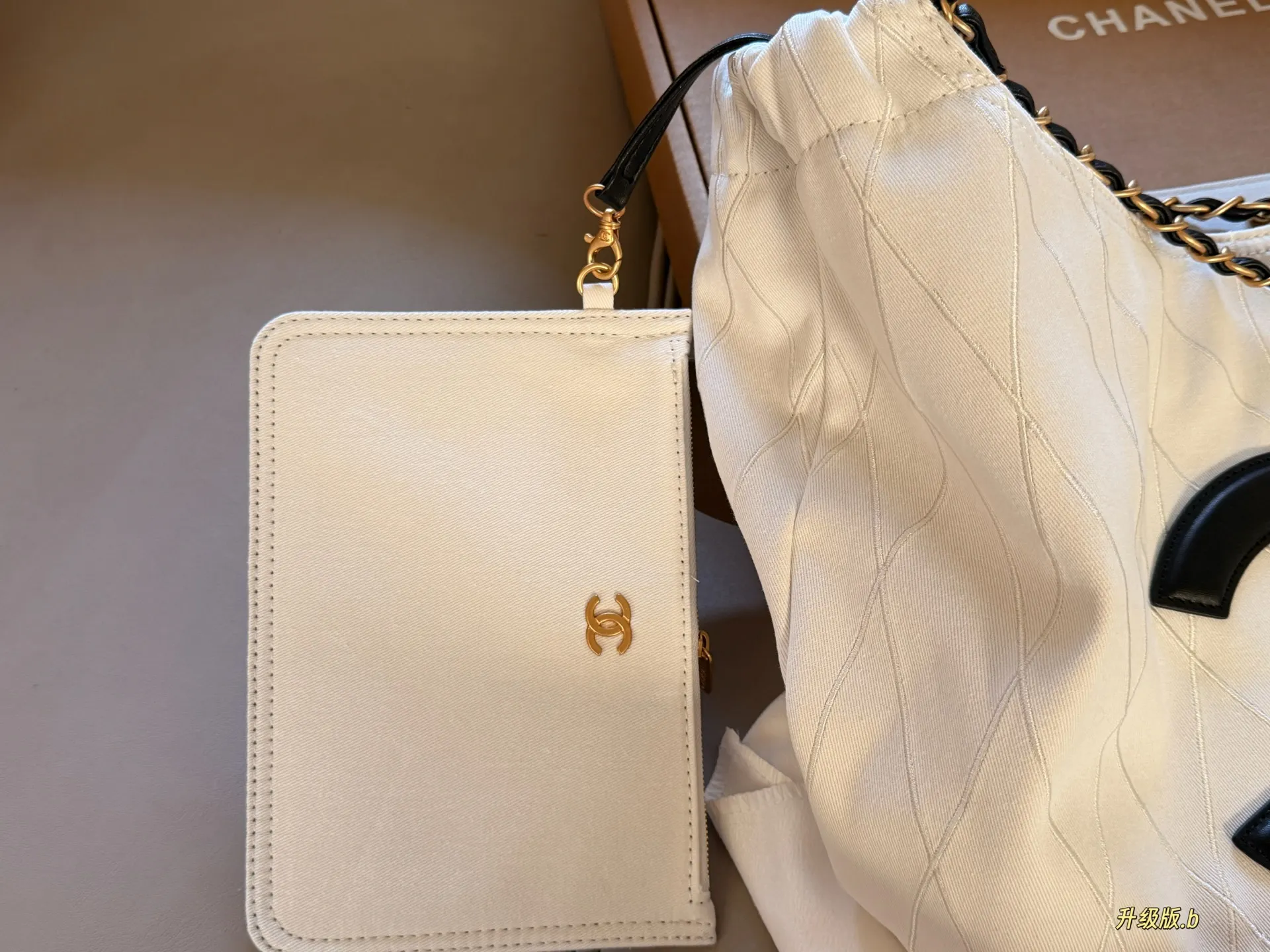 Chanel Coco Beach Quilted Tote Bag D38518329 — view 4