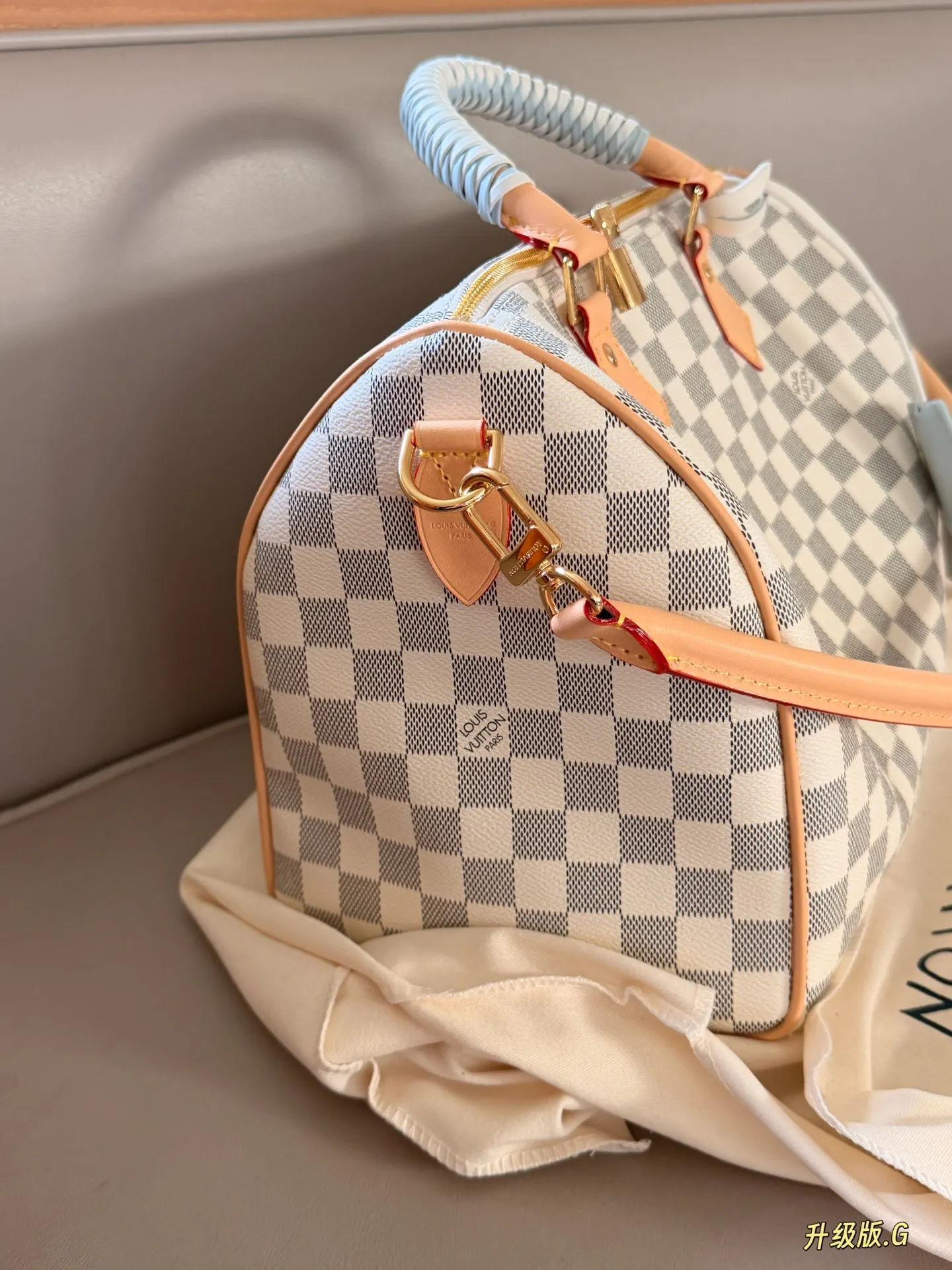 Speedy 30 Damier Azur Top-Handle Bag D39018311 — view 5
