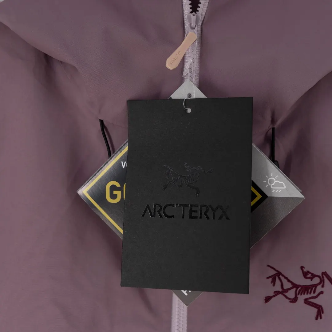 Beta SL GORE-TEX Hooded Shell Jacket D39013424 — view 11
