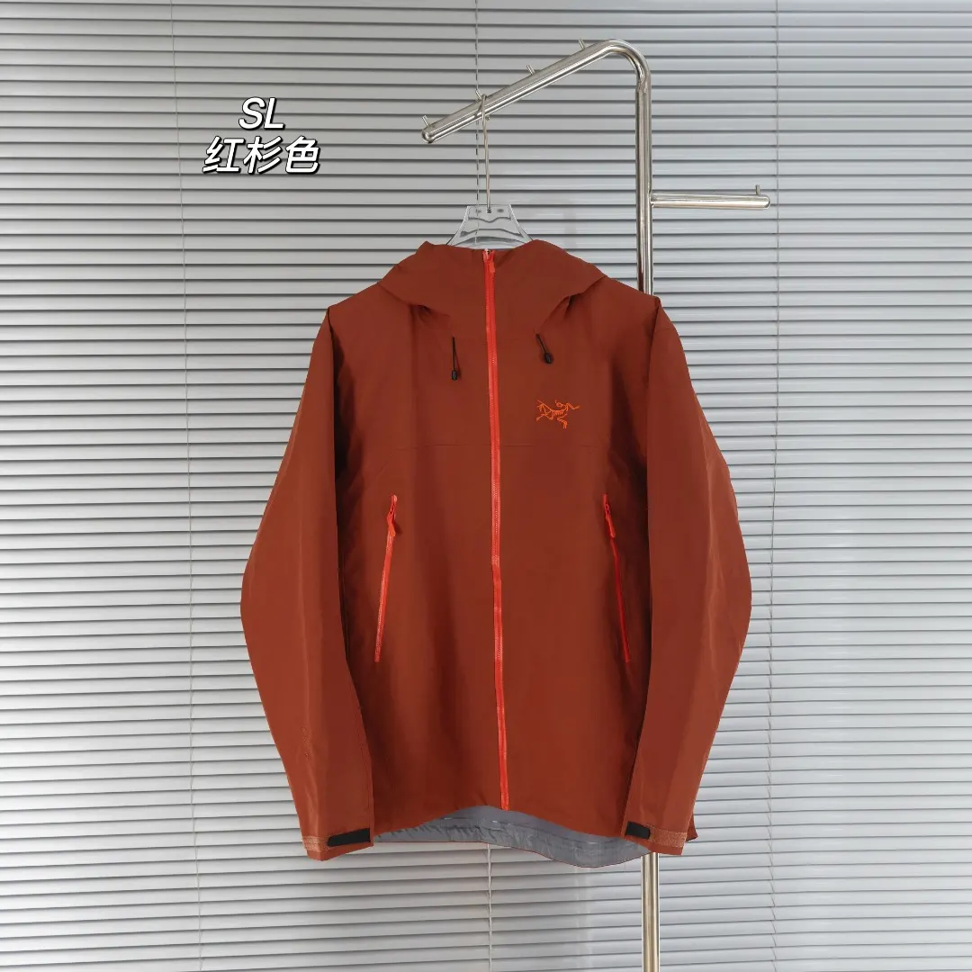 Beta SL GORE-TEX Hooded Shell Jacket D39013427