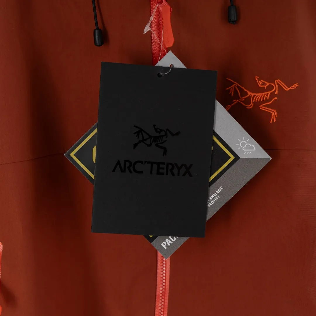 Beta SL GORE-TEX Hooded Shell Jacket D39013427 — view 10