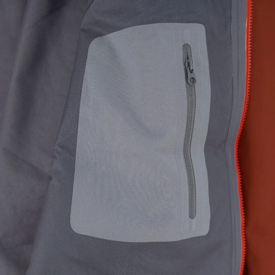 Beta SL GORE-TEX Hooded Shell Jacket D39013427 — view 12