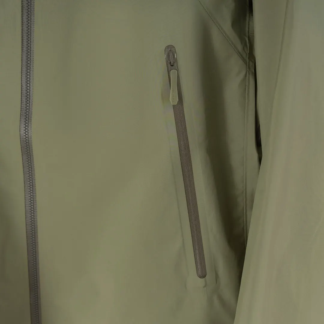 Beta Lightweight GORE-TEX Hooded Jacket D39013418 — view 6