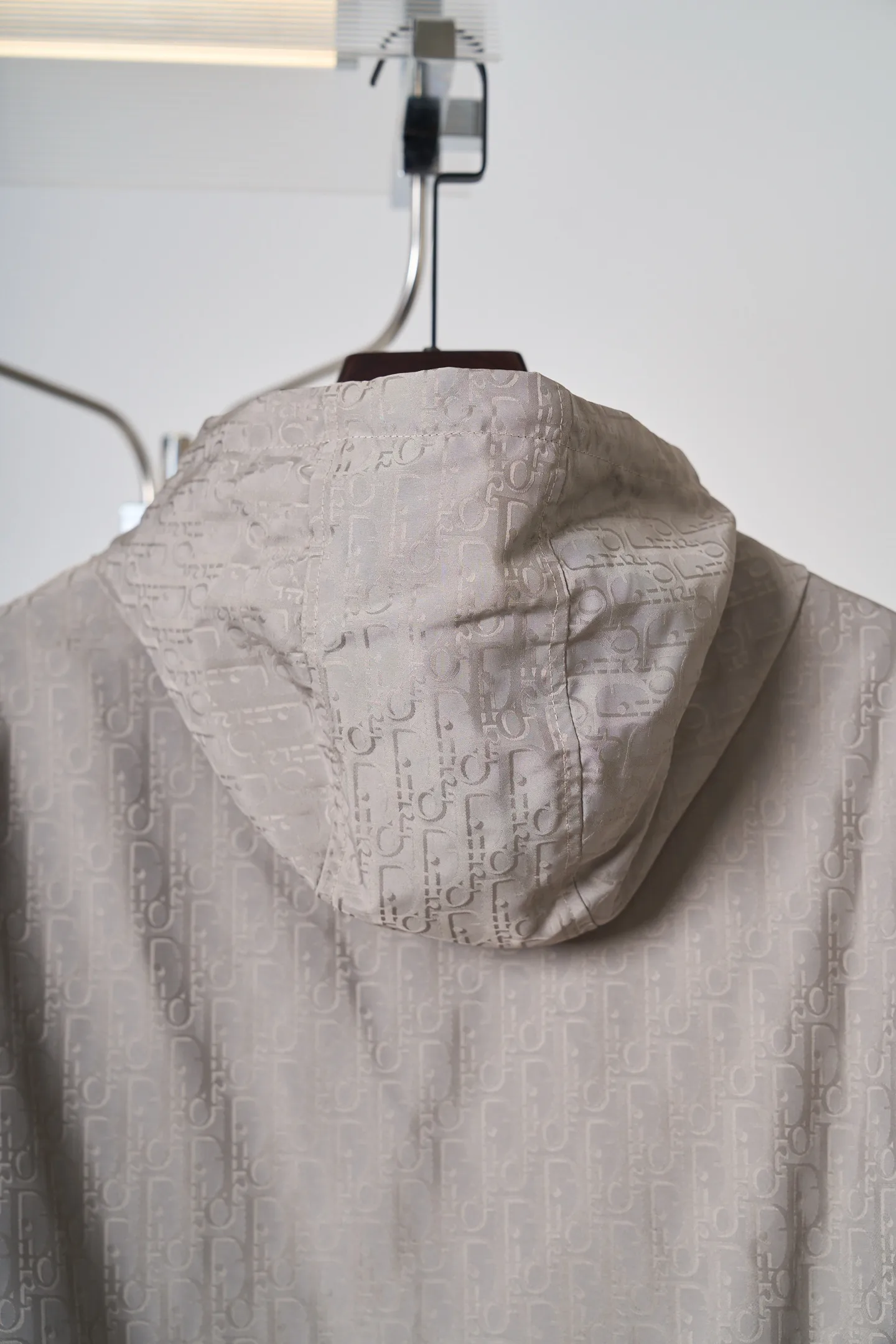 Dior Oblique Reversible Hooded Jacket D39519111 — view 21