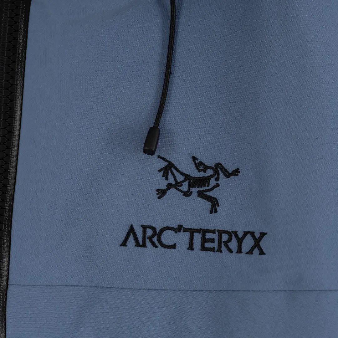 Alpha SV GORE-TEX Pro Hardshell Jacket D40013406 — view 6