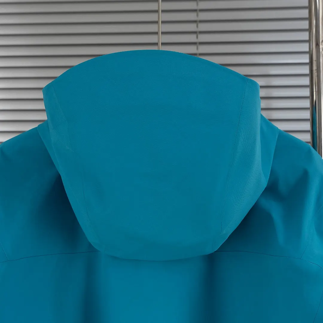 Alpha SV GORE-TEX Pro Hooded Shell Jacket D40013404 — view 15