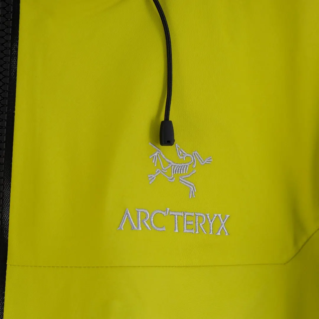 Alpha SV GORE-TEX Pro Hardshell Jacket D40013408 — view 6