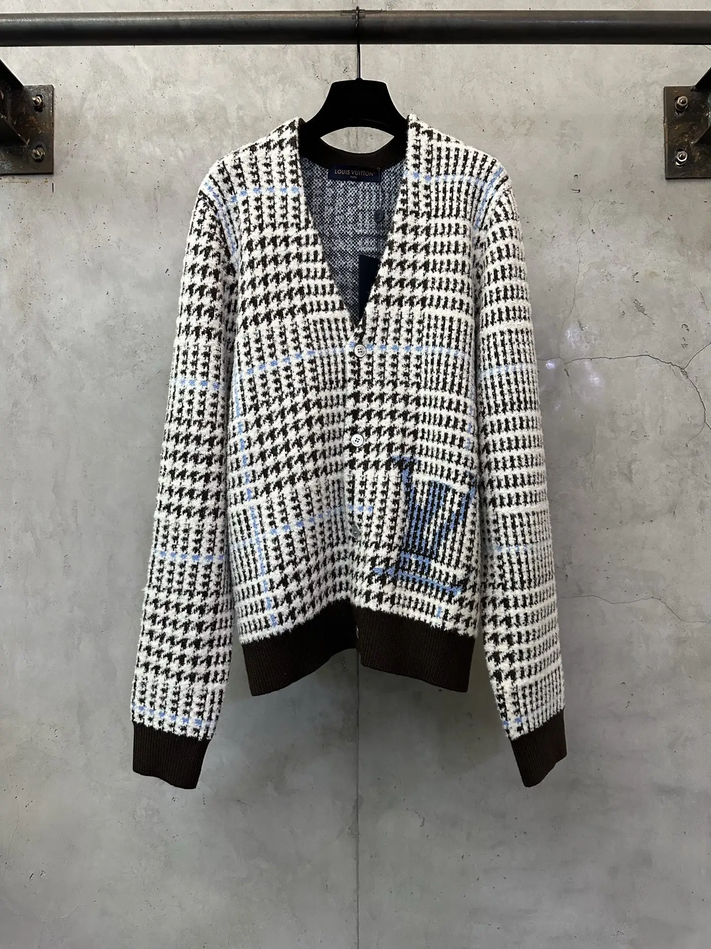 Houndstooth Check V-Neck Wool-Blend Cardigan D41023761