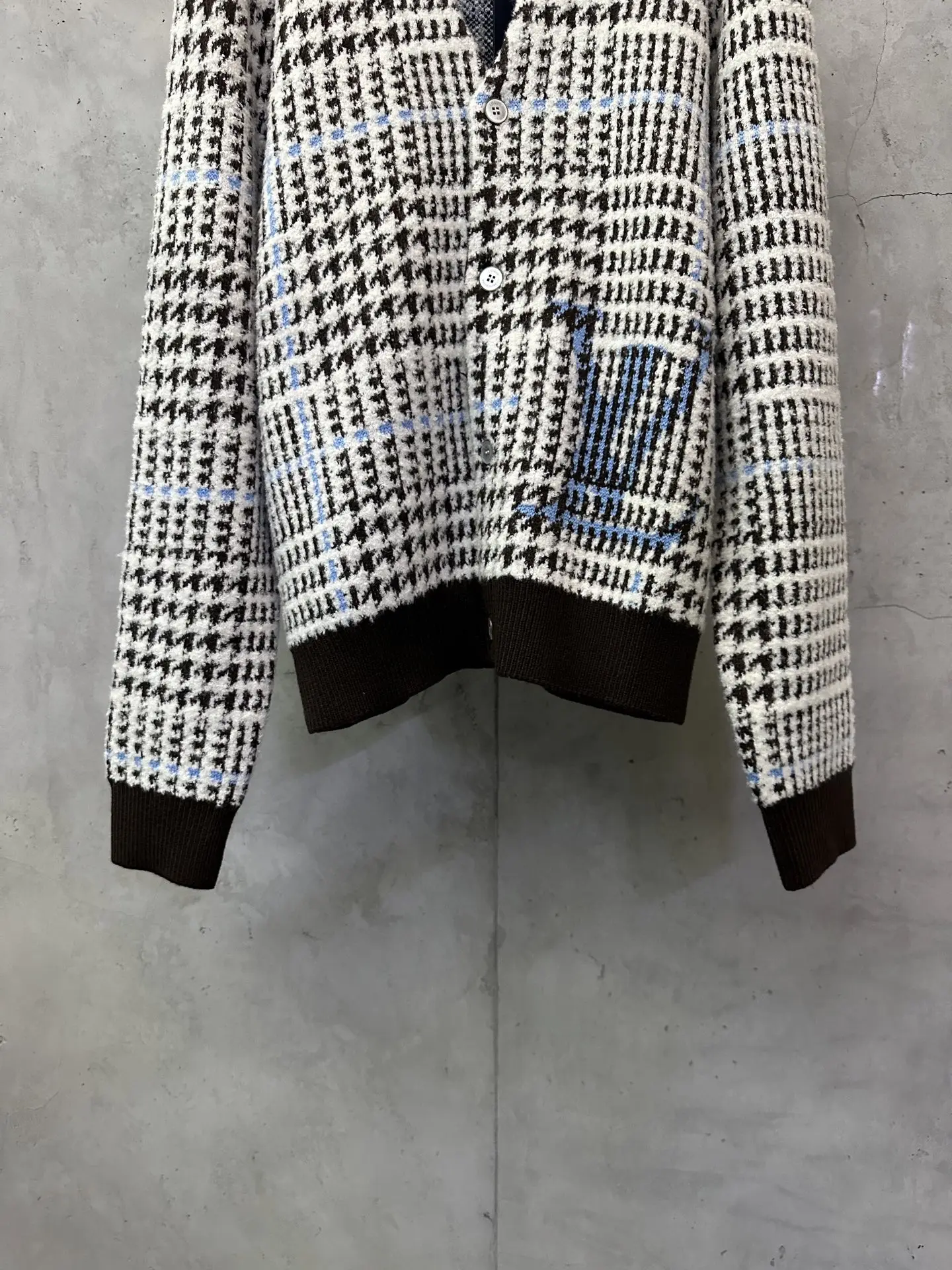 Houndstooth Check V-Neck Wool-Blend Cardigan D41023761 — view 4
