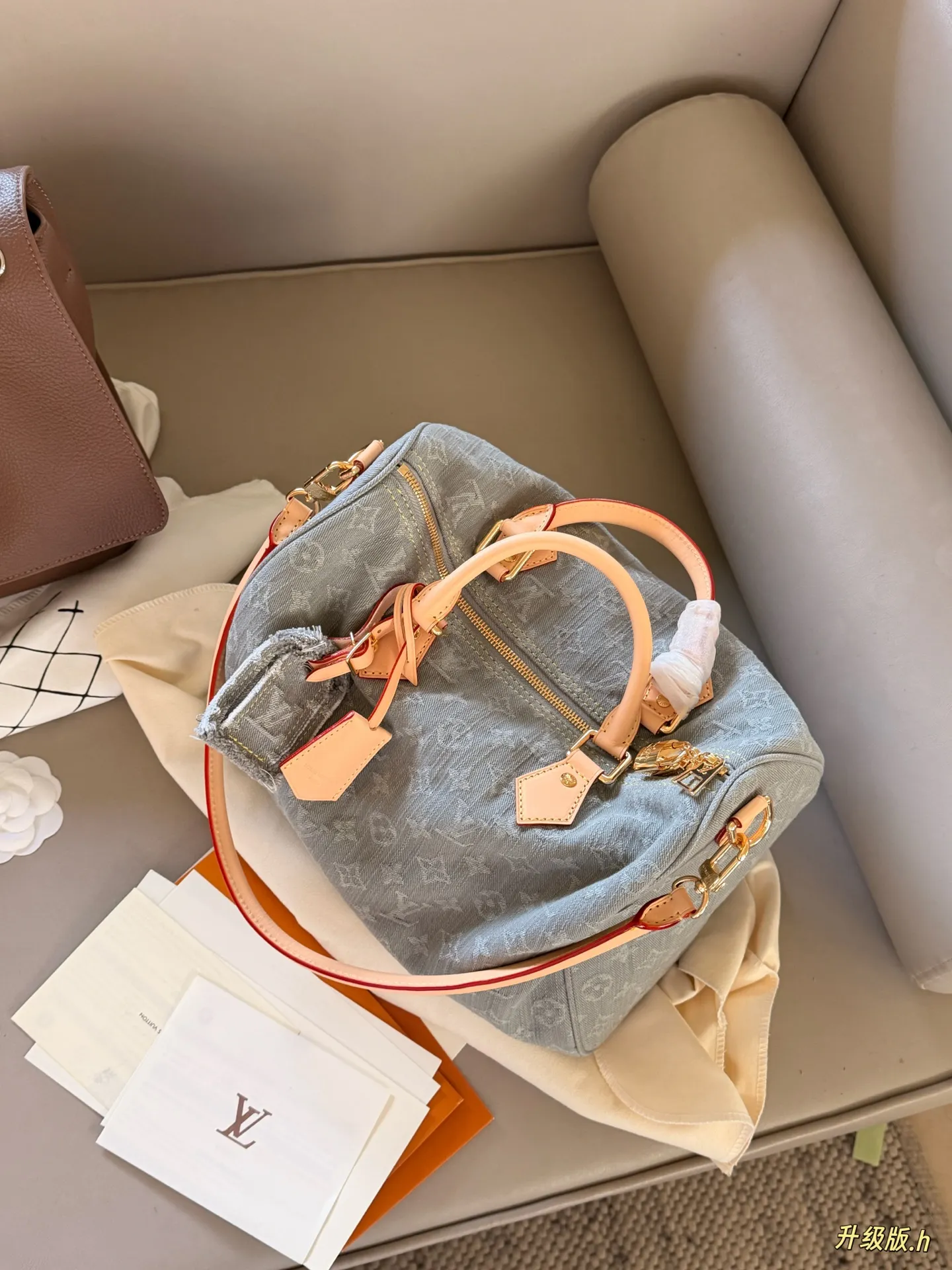 Speedy 30 Monogram Denim Shoulder Bag D41017808 — view 2