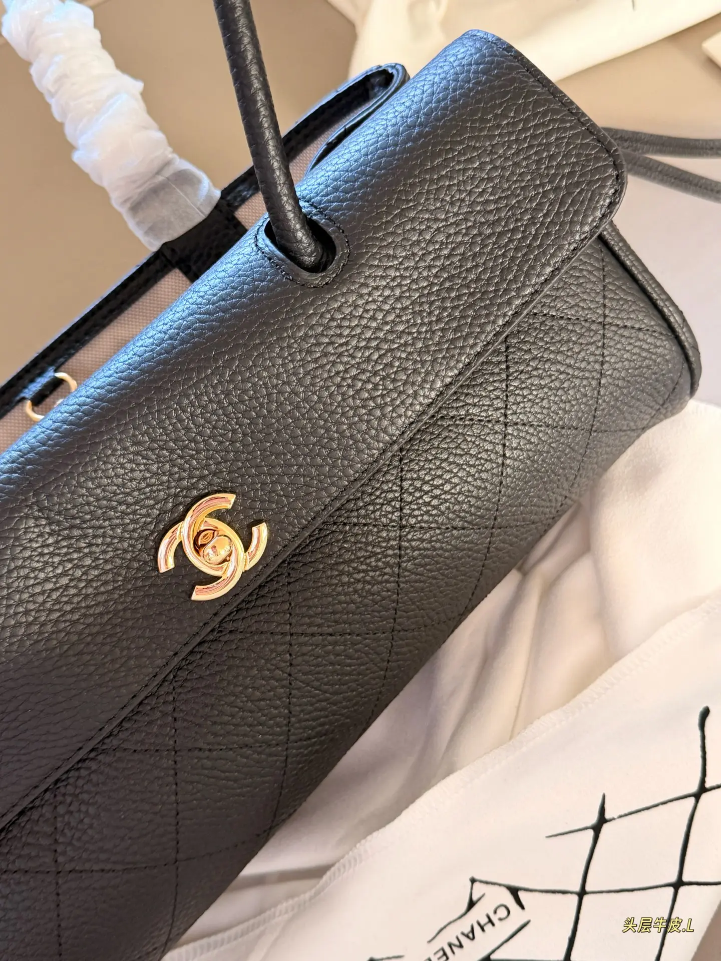 Chanel 26S Grained Leather Baguette Bag D41017831 — view 3