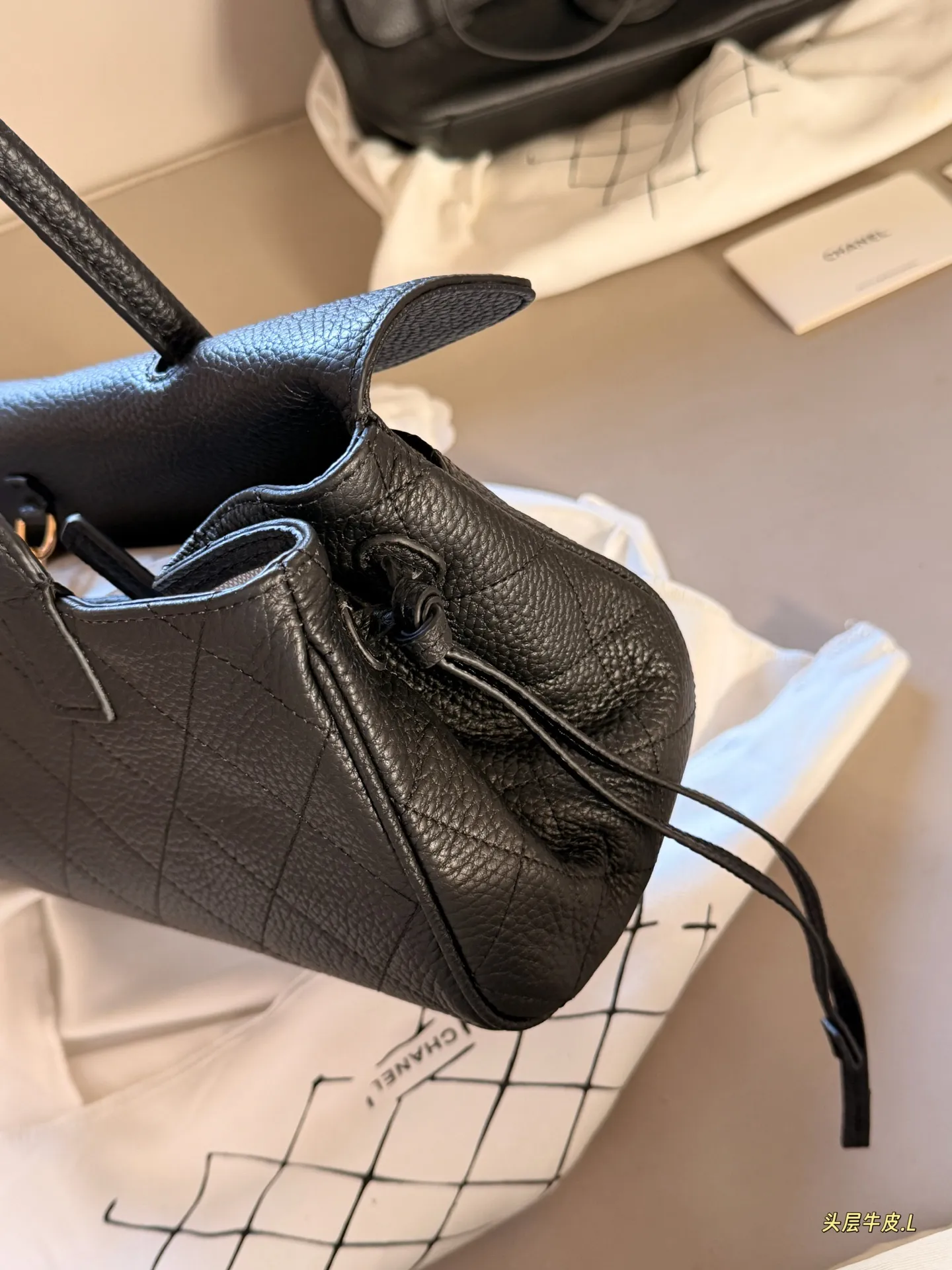Chanel 26S Grained Leather Baguette Bag D41017831 — view 5