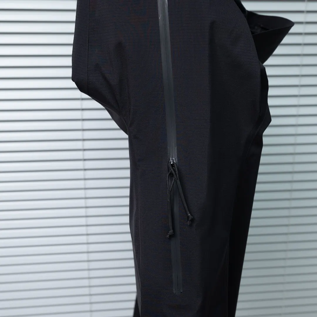 Alpha LT GORE-TEX Waterproof Shell Jacket D41023642 — view 13