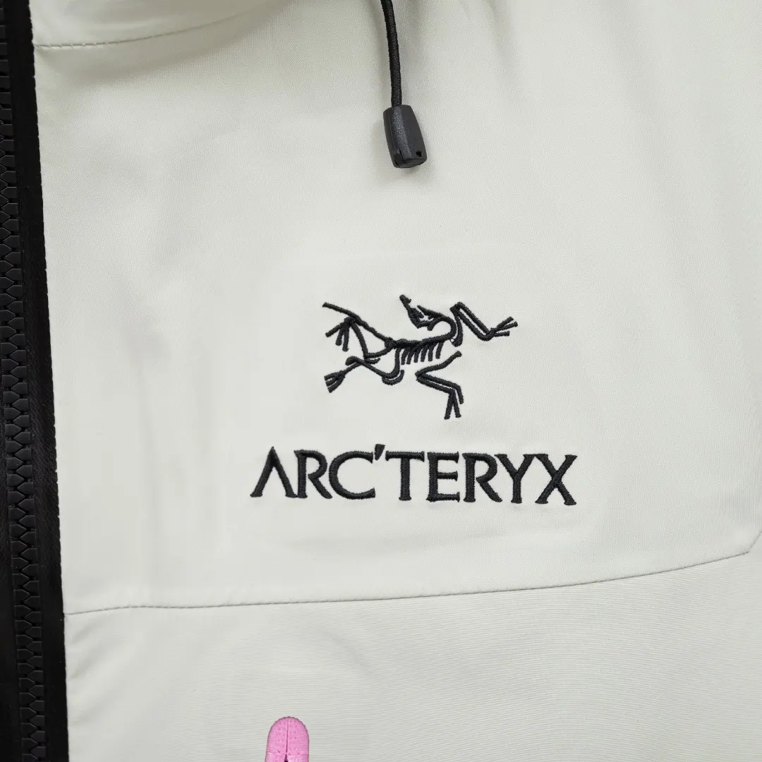 Alpha SV GORE-TEX Pro Hardshell Jacket D41023634 — view 5