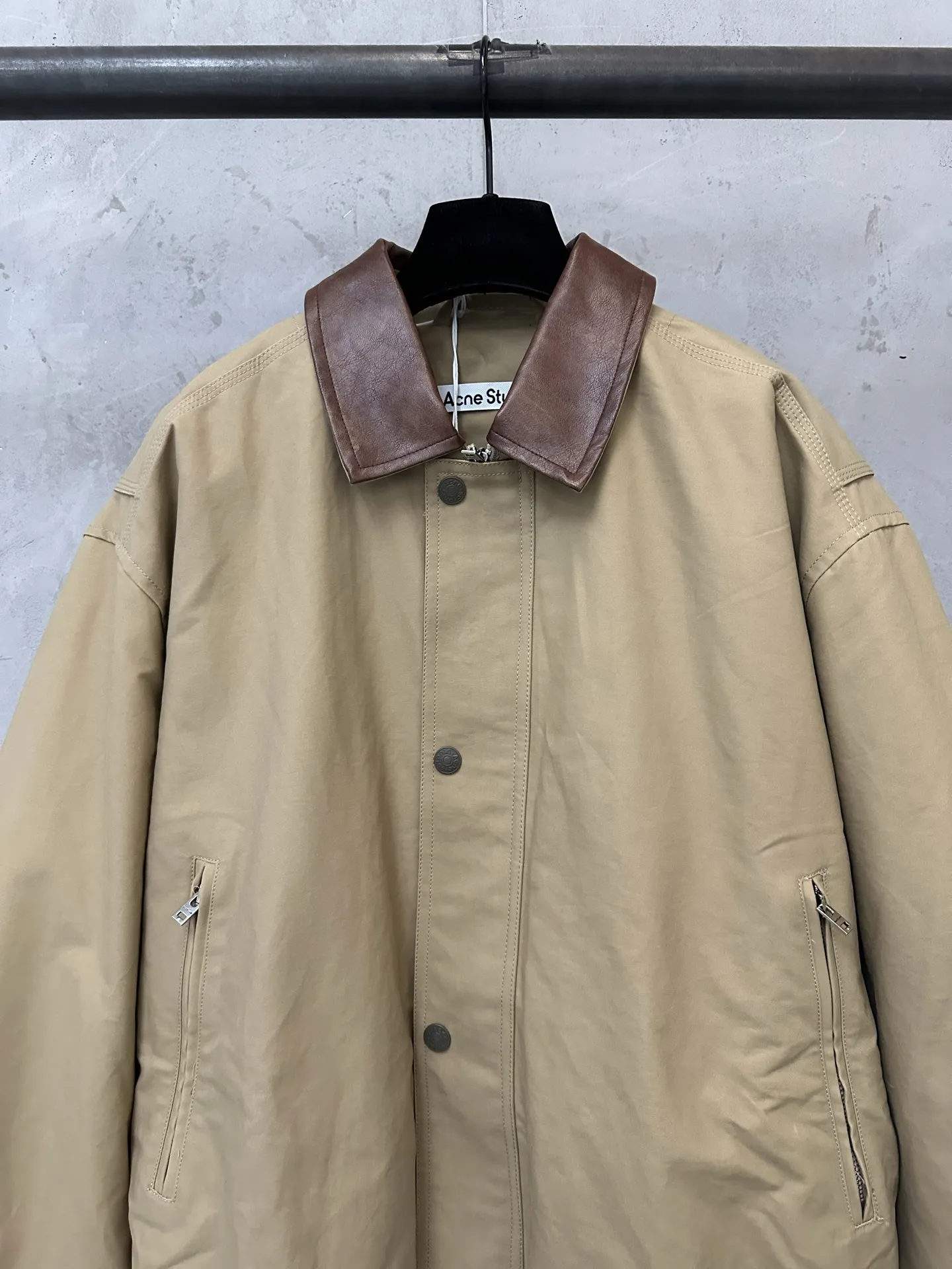 Leather-Trimmed Cotton Twill Bomber Jacket D44023142 — view 3