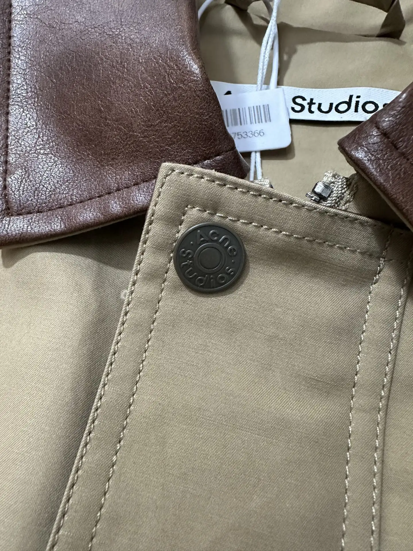 Leather-Trimmed Cotton Twill Bomber Jacket D44023142 — view 8