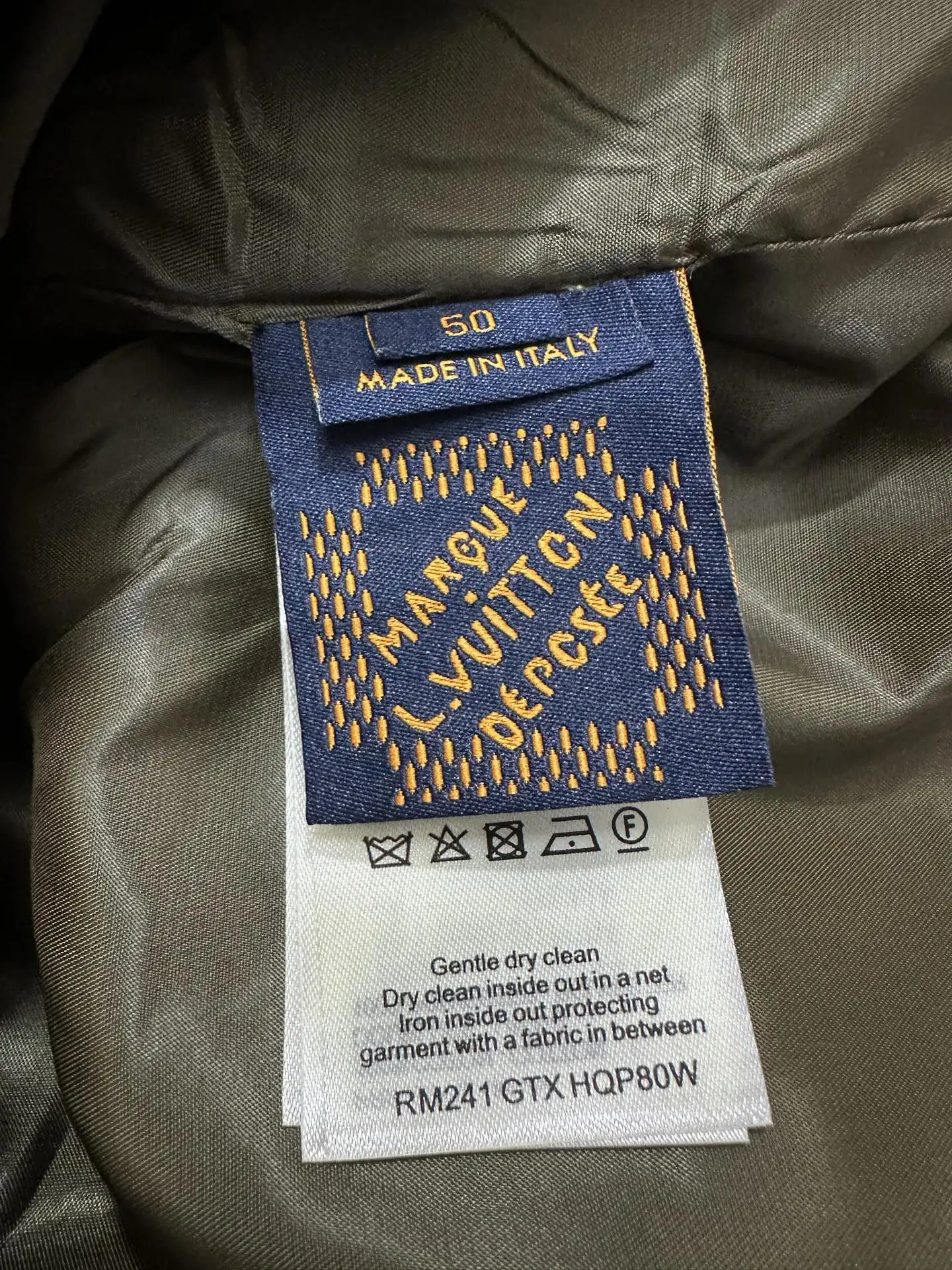 Monogram All-Over Print Hooded Jacket D46018883 — view 11