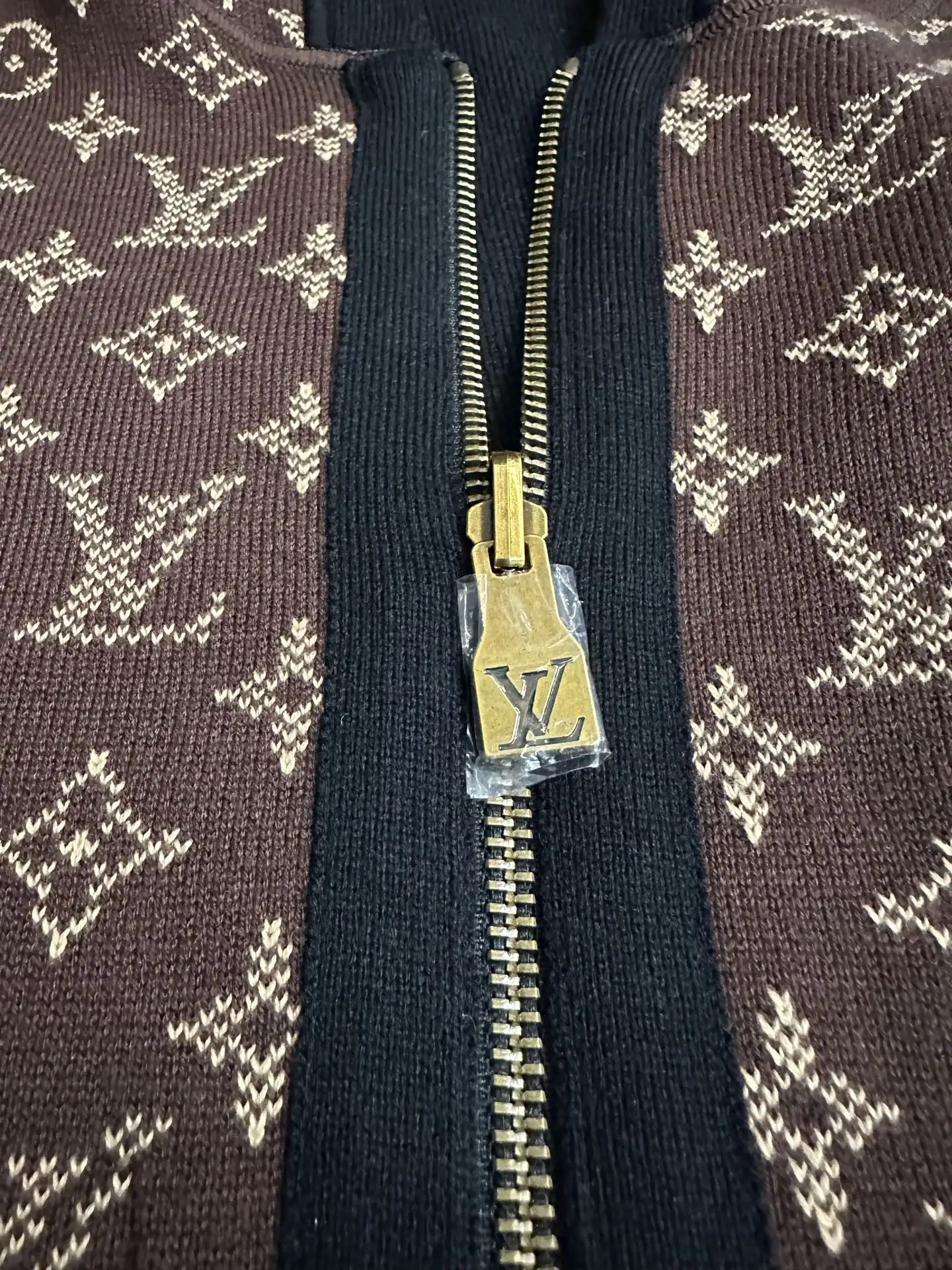 Reversible Monogram Jacquard Knit Zip-Up Hoodie D48018947 — view 9