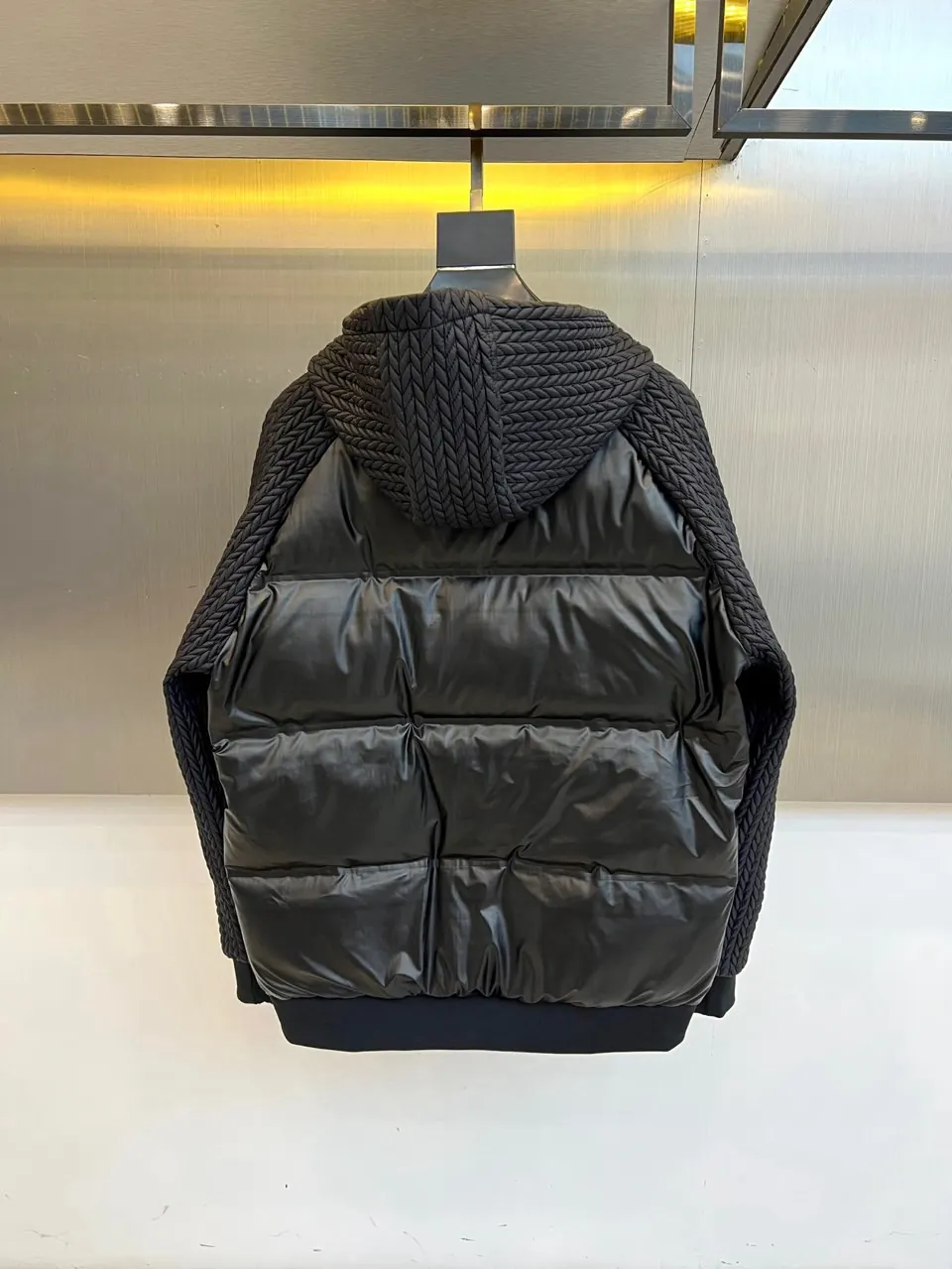 Mixed-Media Hooded Down Puffer Jacket D50019082 — view 5