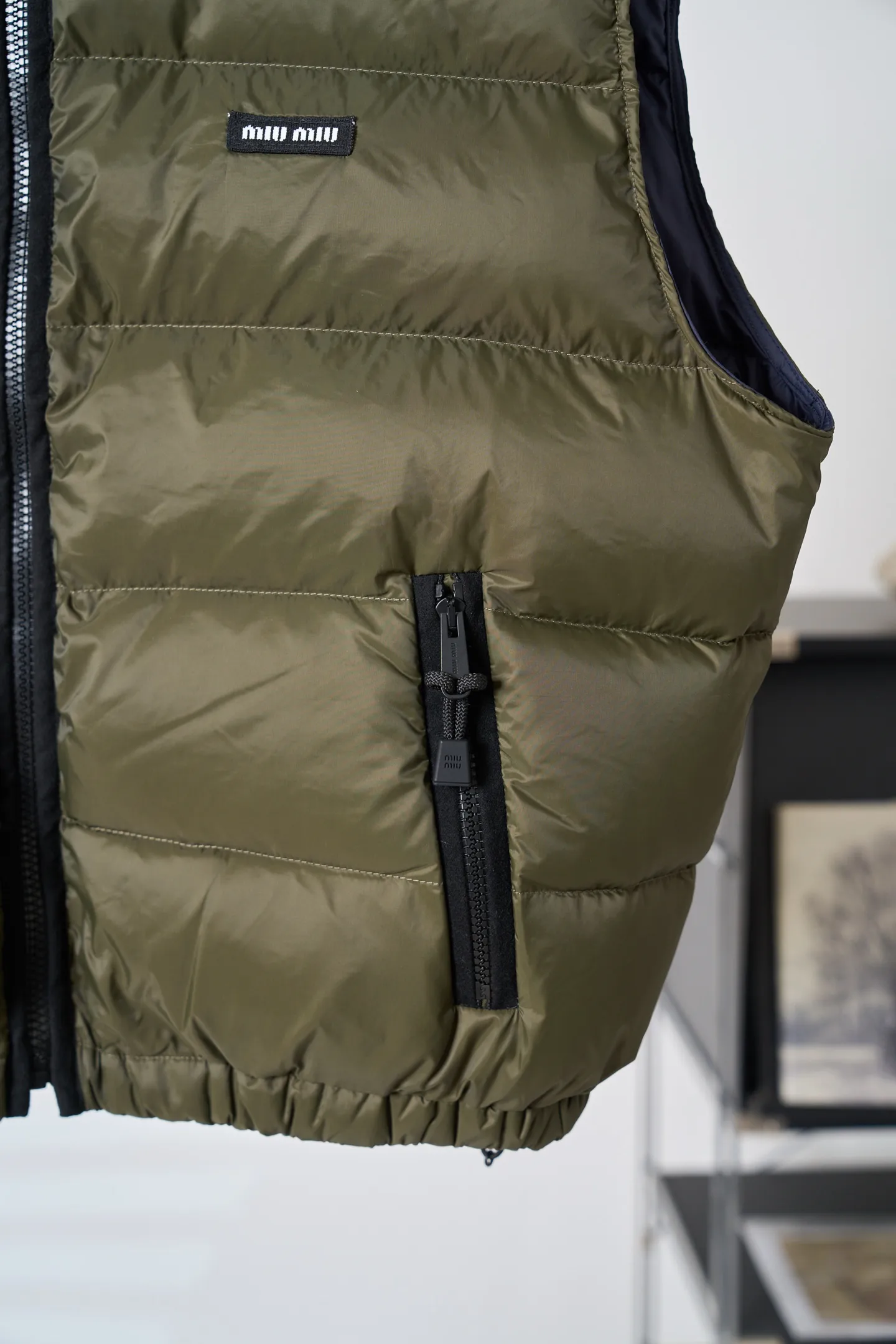 Embroidered Logo Puffer Gilet D50019114 — view 14
