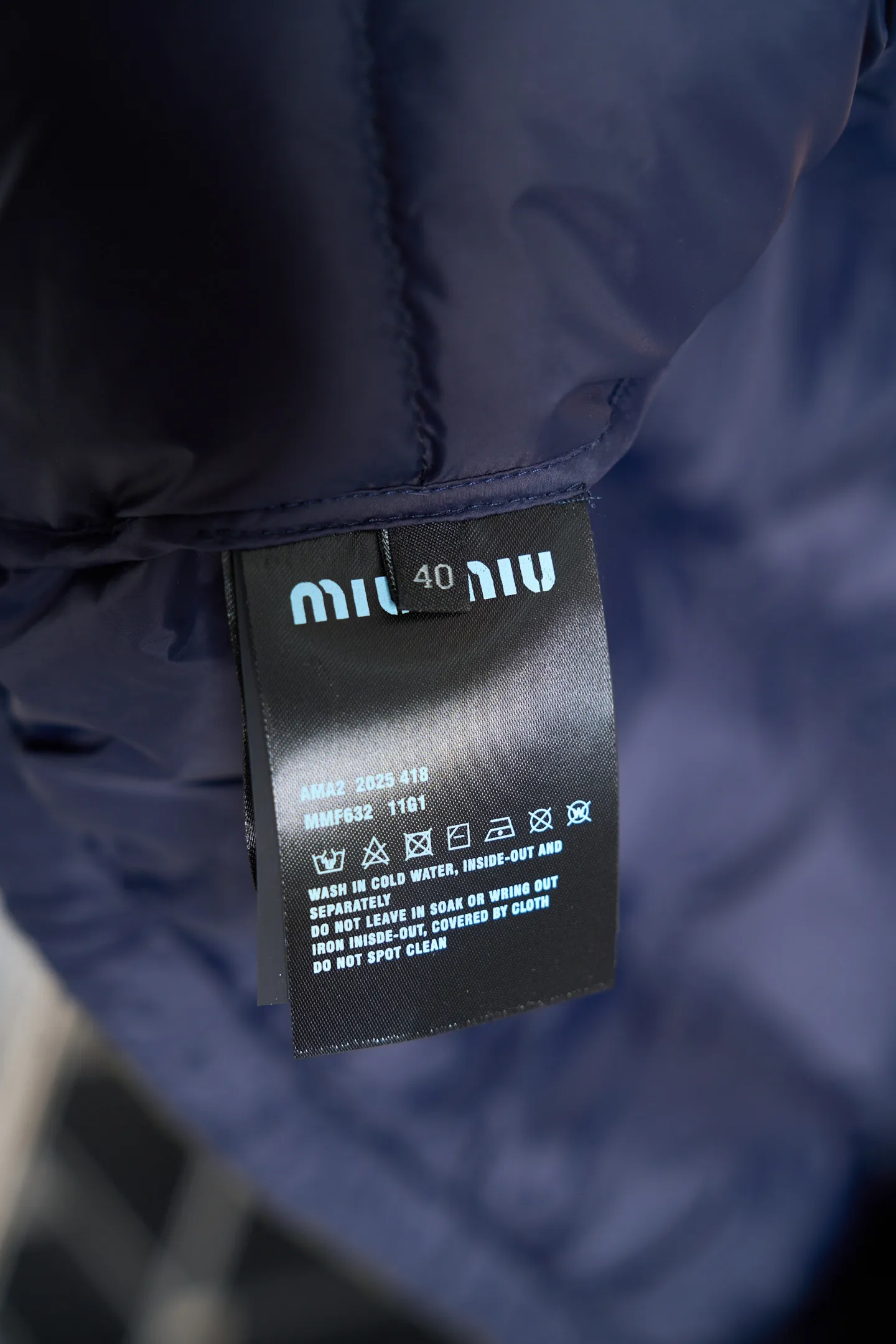 Embroidered Logo Puffer Gilet D50019114 — view 17