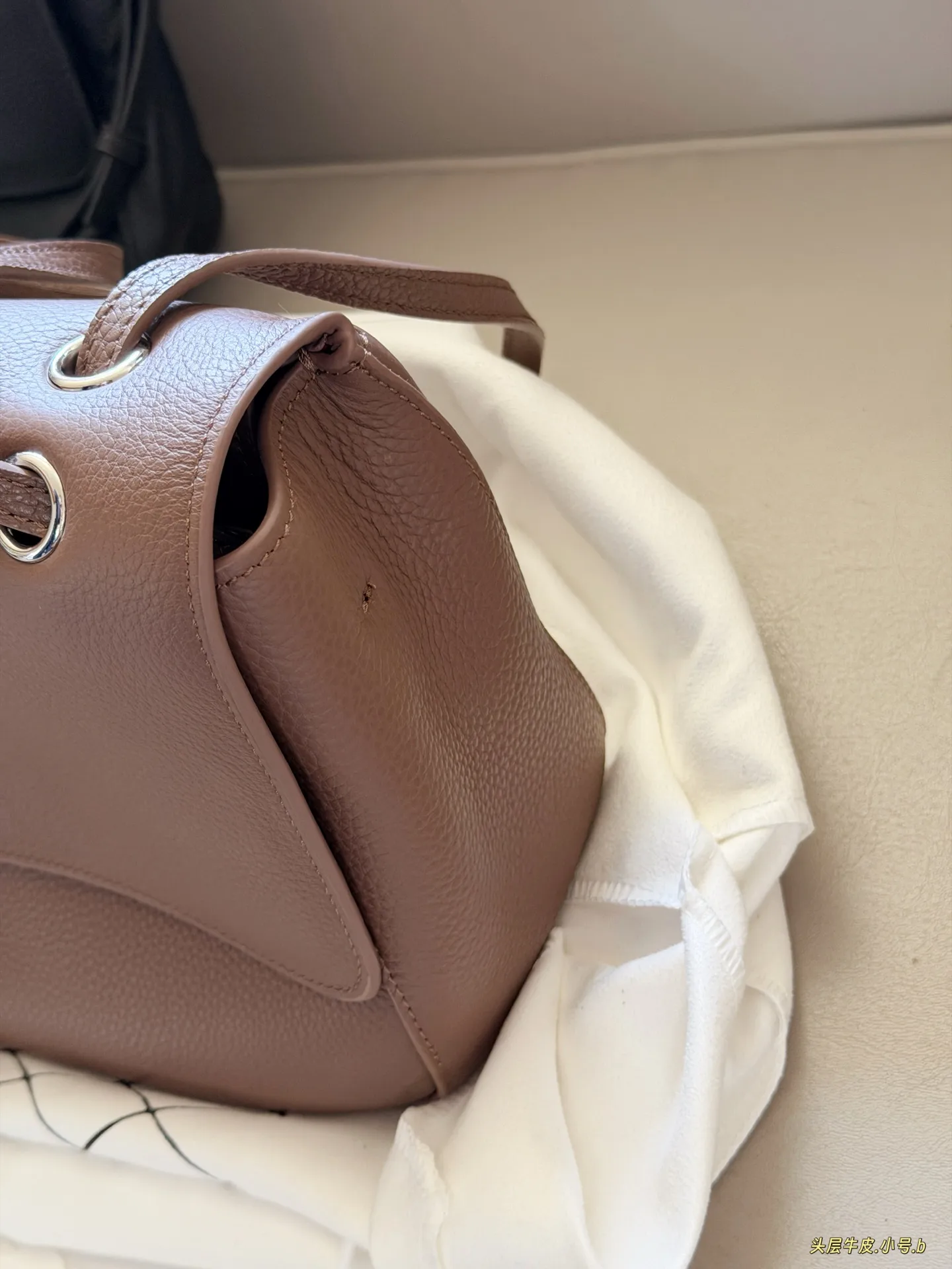 Chanel CF Maxi Grained Leather Shoulder Bag D50017786 — view 4
