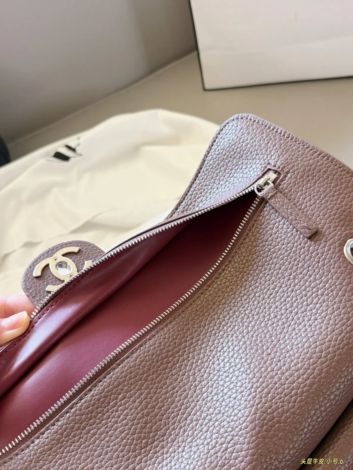 Chanel CF Maxi Grained Leather Shoulder Bag D50017786 — view 6