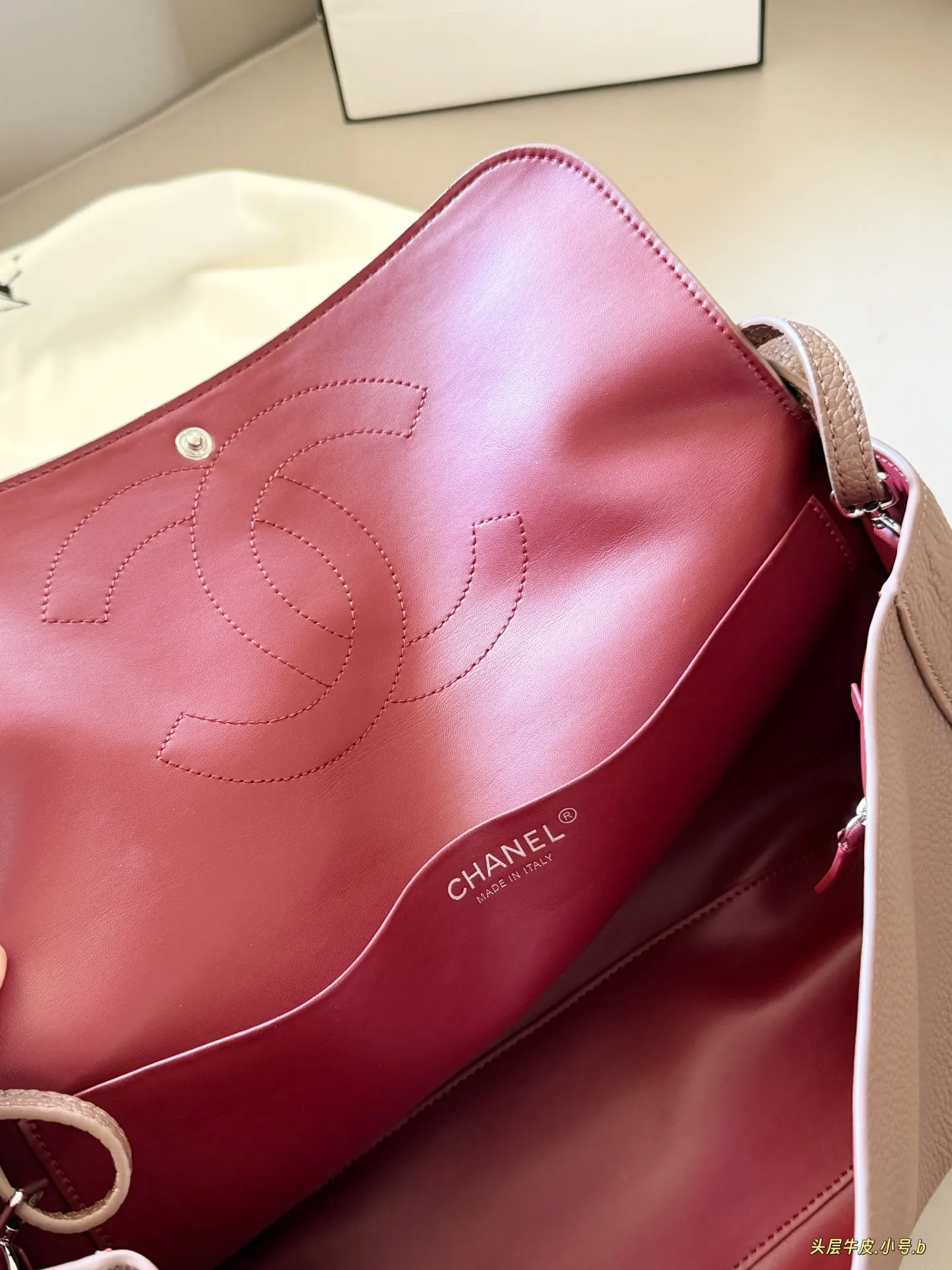 Chanel CF Maxi Grained Leather Shoulder Bag D50017786 — view 8