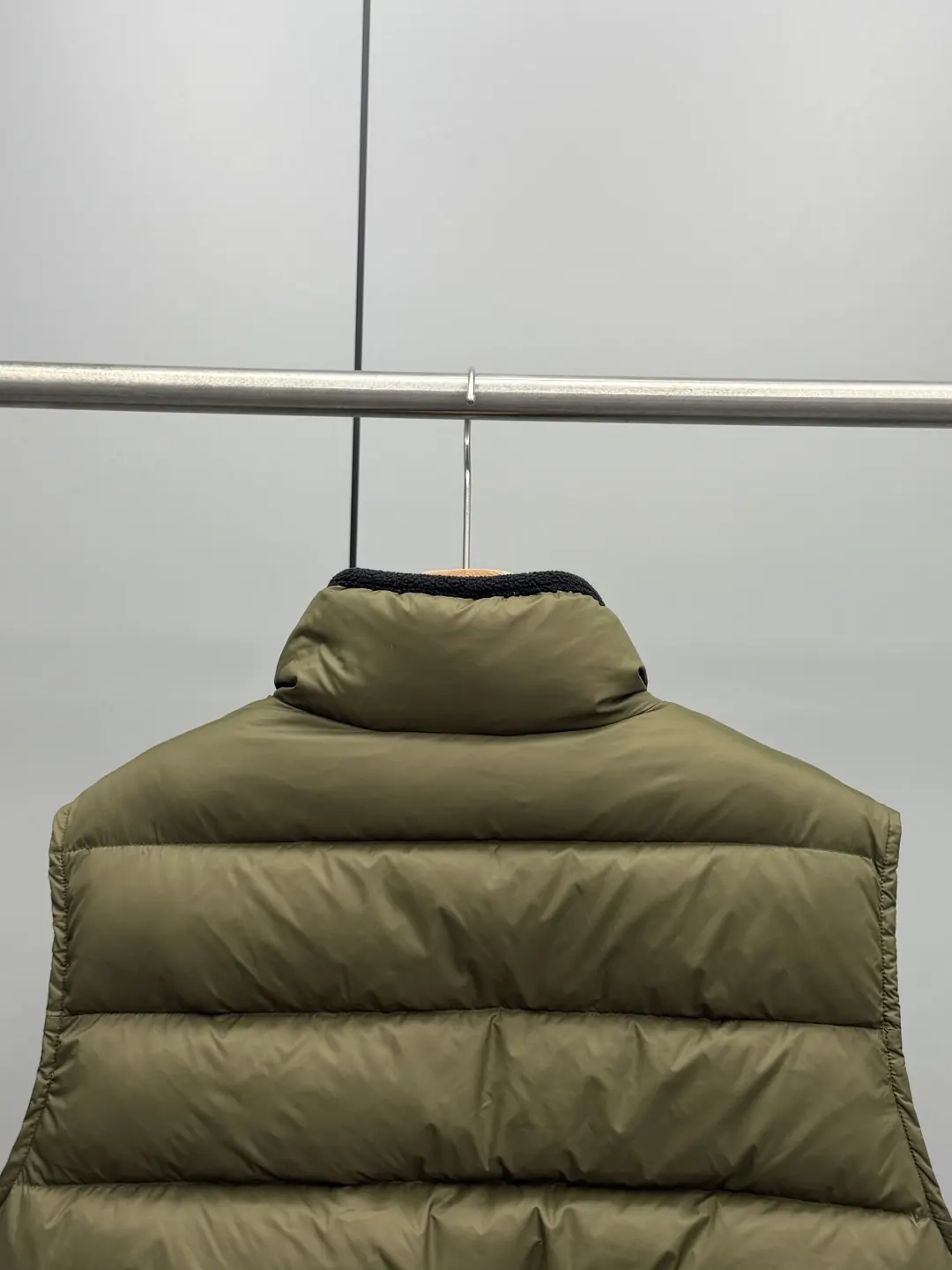 Logo-Patch Quilted Down Gilet D53019094 — view 8