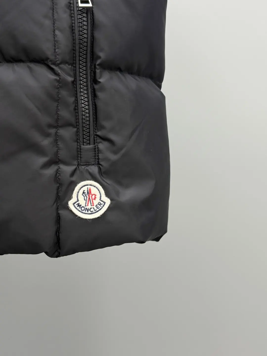 Macareux Quilted Down Gilet D53019096 — view 7