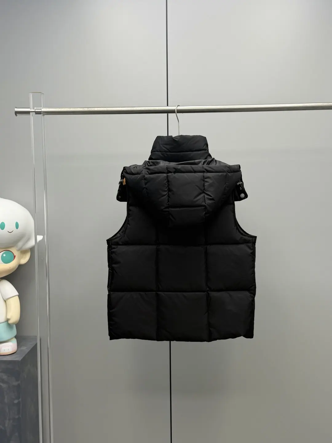 Macareux Quilted Down Gilet D53019096 — view 9