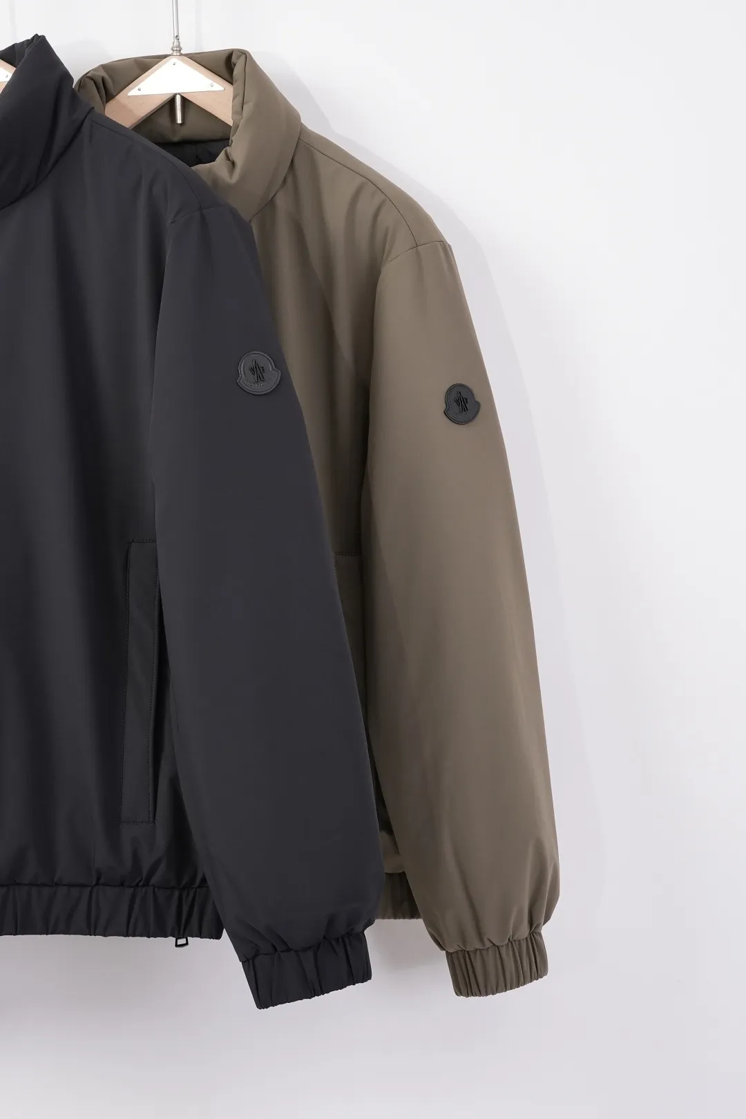 Moncler Luserna Down-Filled Puffer Jacket D59019083 — view 8