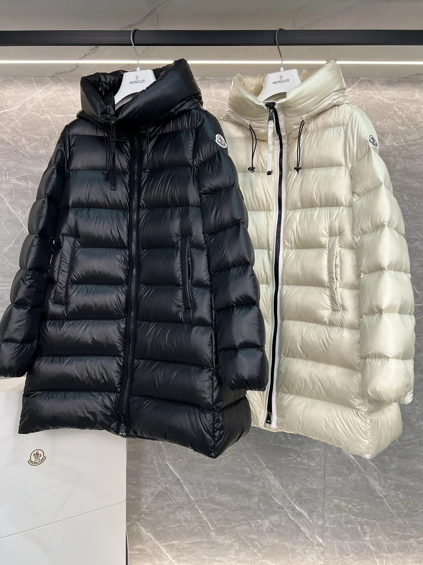 Suyenne Hooded Quilted Down Jacket D60019009
