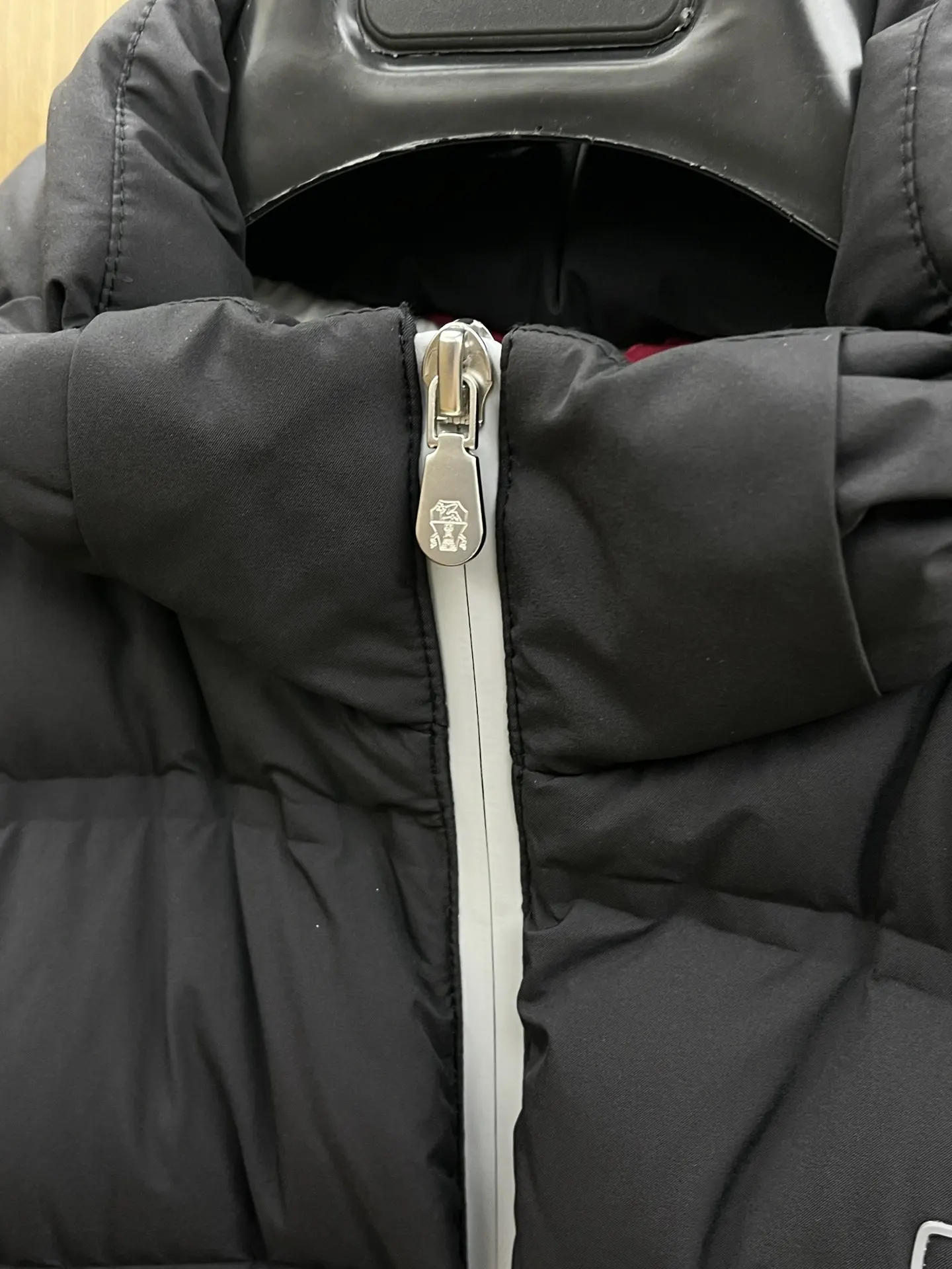 Logo-Print Quilted Down Puffer Jacket D60019091 — view 4