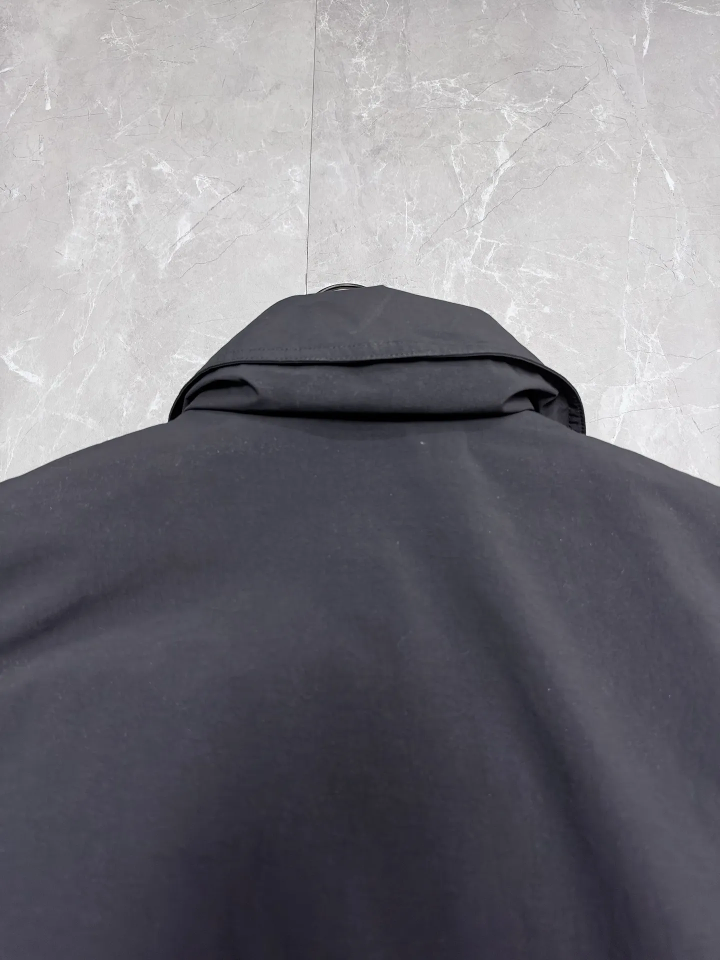 Point-Collar Down-Filled Puffer Jacket D61019207 — view 8