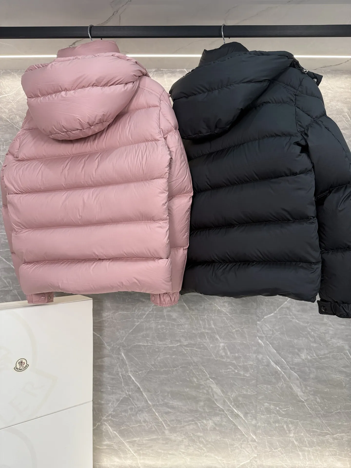 Moncler Vezere Short Down Puffer Jacket D63019010 — view 2