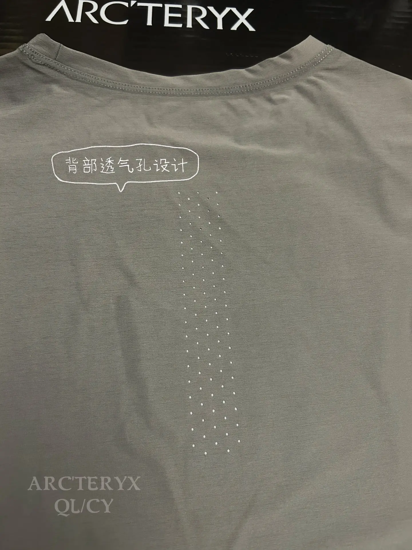 Zip-Pocket Performance Tech T-Shirt D18011077 — view 6