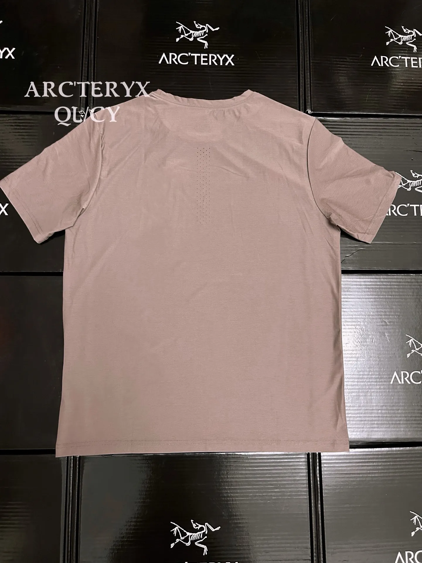 Performance Quick-Dry Tech T-Shirt D18011075 — view 2