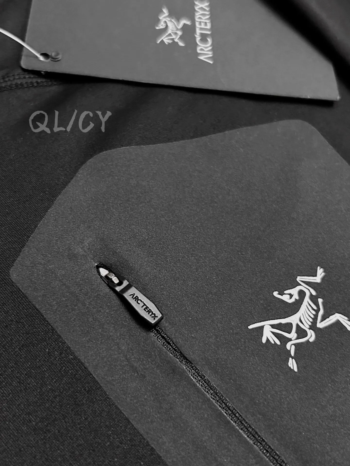 Rho LT Crew-Neck Fleece Base Layer D19019676 — view 8