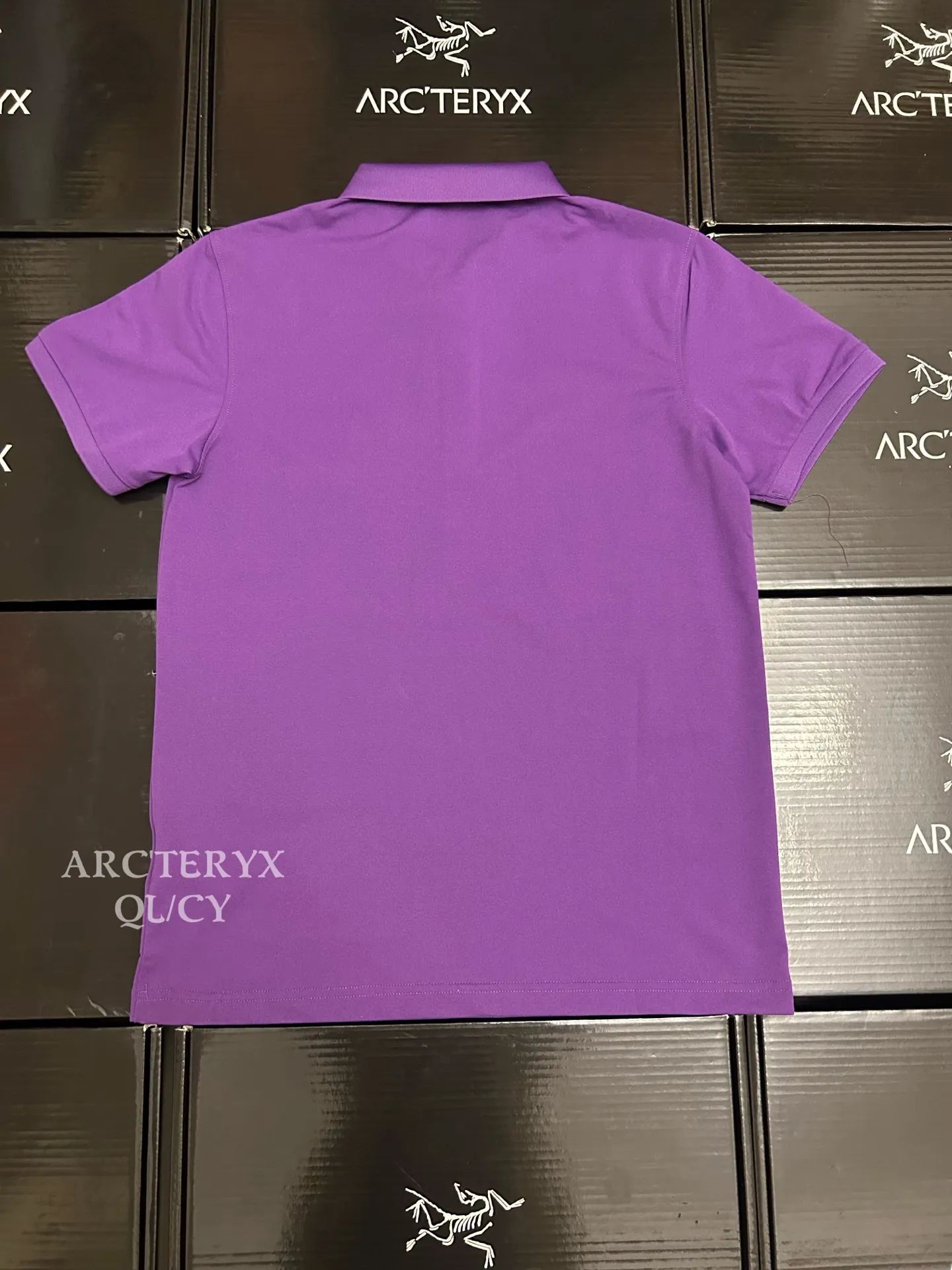 Logo-Embroidered Technical Polo Shirt D19011066 — view 2